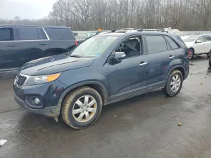 2013 KIA SORENTO