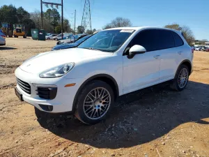 2016 PORSCHE CAYENNE