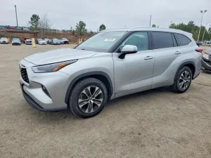 2022 TOYOTA HIGHLANDER
