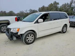 2010 CHRYSLER MINIVAN