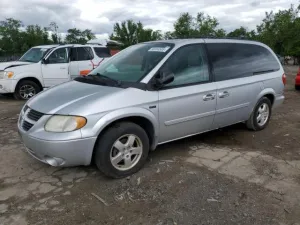2005 DODGE CARAVAN