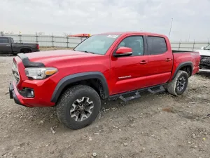 2017 TOYOTA TACOMA