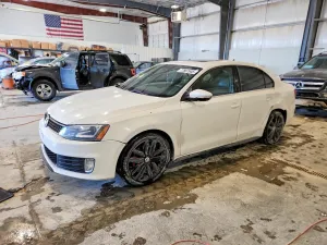2013 VOLKSWAGEN JETTA