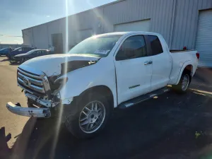 2011 TOYOTA TUNDRA