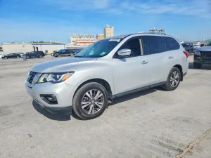 2017 NISSAN PATHFINDER