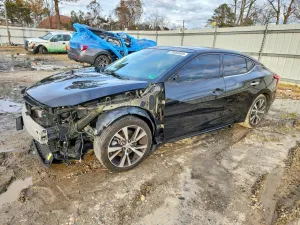 2017 NISSAN MAXIMA