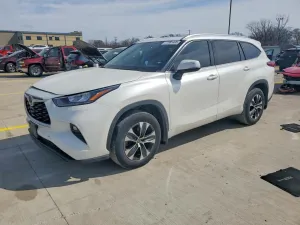 2020 TOYOTA HIGHLANDER
