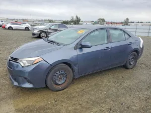 2015 TOYOTA COROLLA