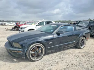 2005 FORD MUSTANG
