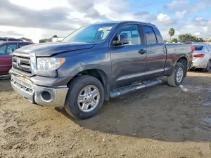 2011 TOYOTA TUNDRA