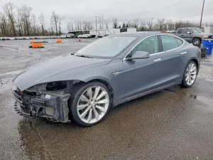 2013 TESLA MODEL S