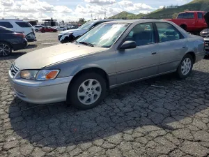 2000 TOYOTA CAMRY