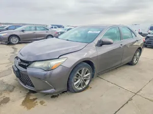 2015 TOYOTA CAMRY