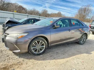 2017 TOYOTA CAMRY