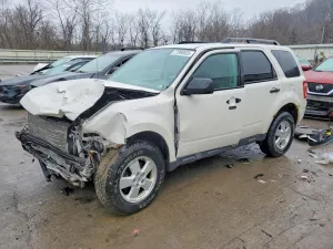 2011 FORD ESCAPE