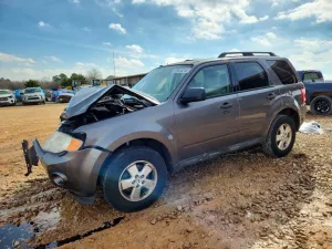 2011 FORD ESCAPE
