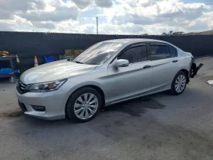 2015 HONDA ACCORD