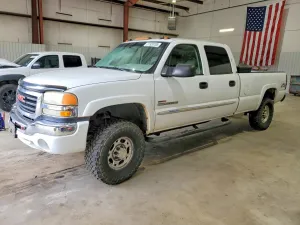 2005 GMC SIERRA