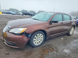 2013 CHRYSLER 200