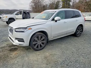 2024 VOLVO XC90