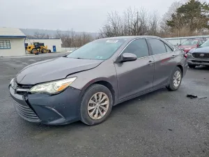 2016 TOYOTA CAMRY