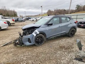 2021 NISSAN KICKS