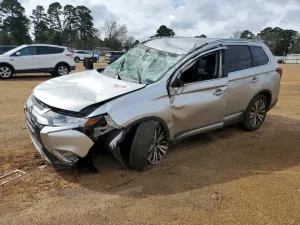 2020 MITSUBISHI OUTLANDER