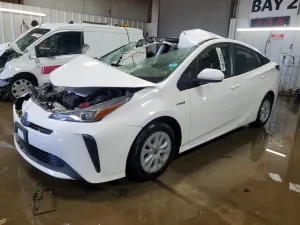 2021 TOYOTA PRIUS