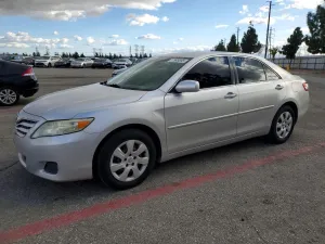2011 TOYOTA CAMRY