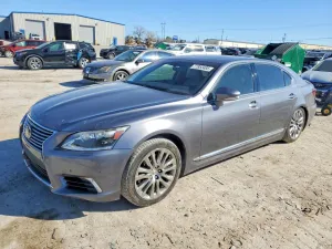 2013 LEXUS LS 460