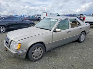 1995 MERCEDES-BENZ E-CLASS