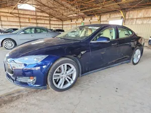 2015 TESLA MODEL S