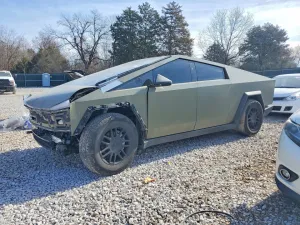 2024 TESLA CYBERTRUCK