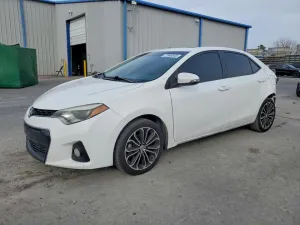 2015 TOYOTA COROLLA