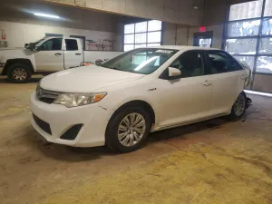2013 TOYOTA CAMRY