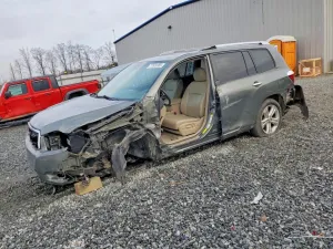 2010 TOYOTA HIGHLANDER