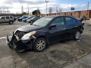 2017 NISSAN VERSA