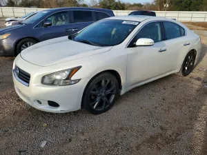 2014 NISSAN MAXIMA