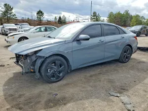 2023 HYUNDAI ELANTRA
