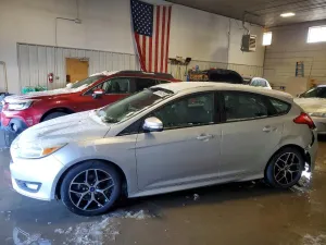 2016 FORD FOCUS