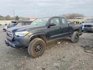 2017 TOYOTA TACOMA