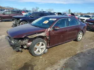 2013 VOLKSWAGEN PASSAT