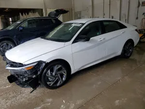 2025 HYUNDAI ELANTRA