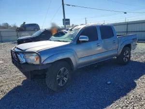 2015 TOYOTA TACOMA