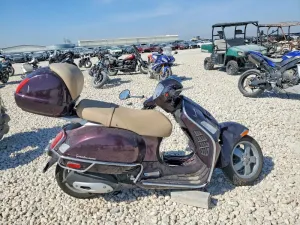 2006 VESPA SCOOTER