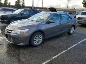 2017 TOYOTA CAMRY