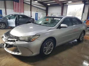 2015 TOYOTA CAMRY