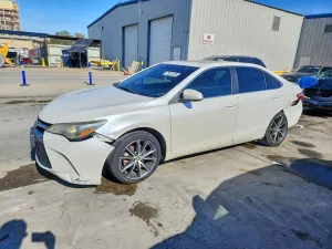 2017 TOYOTA CAMRY