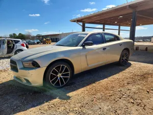 2013 DODGE CHARGER