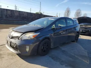 2015 TOYOTA PRIUS